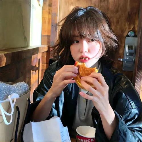 娱乐吃瓜酱情侣头像图片,娱乐吃瓜酱情侣头像背后的浪漫故事